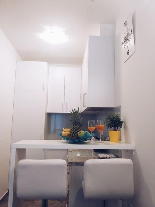 Apartment Brand New Lovely Bella *